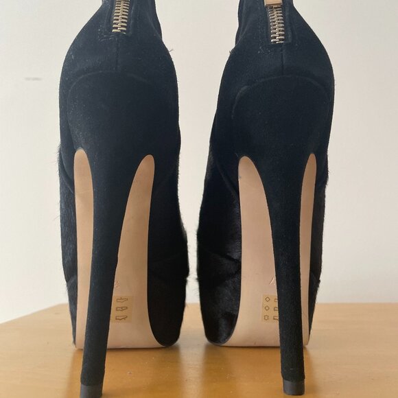 New Carvela Kurt Geiger Booties - Picture 2 of 6